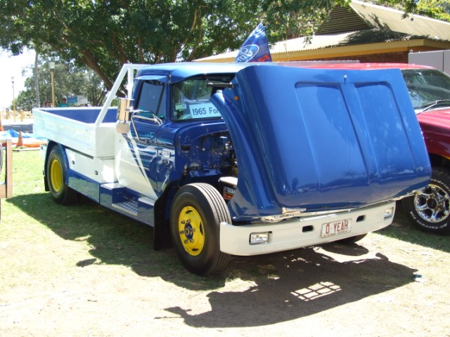 All Ford Day 2010 1 003.jpg
