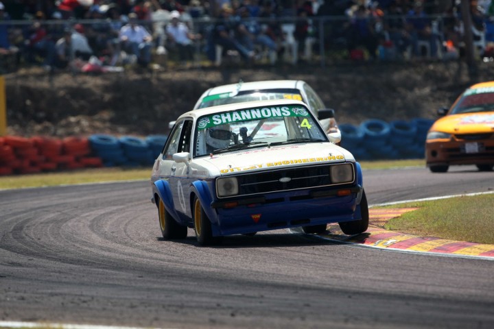 11JS49200.jpg