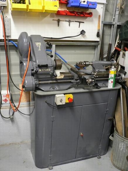 lathe.JPG