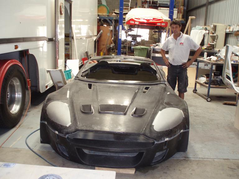carbon fibre aston group 1 001.jpg