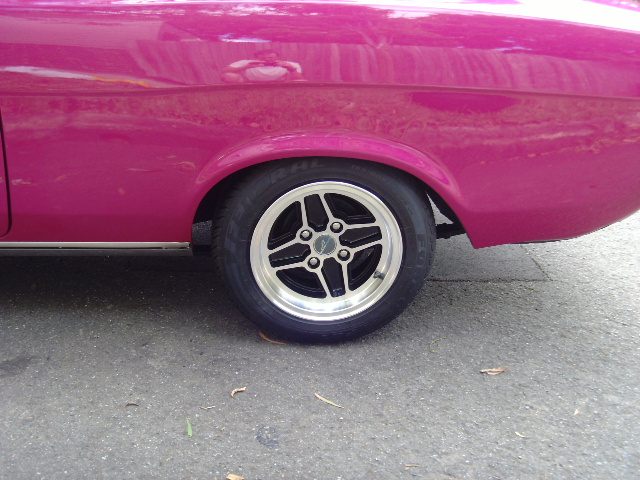 200985123144_EscortWheel rear.jpg