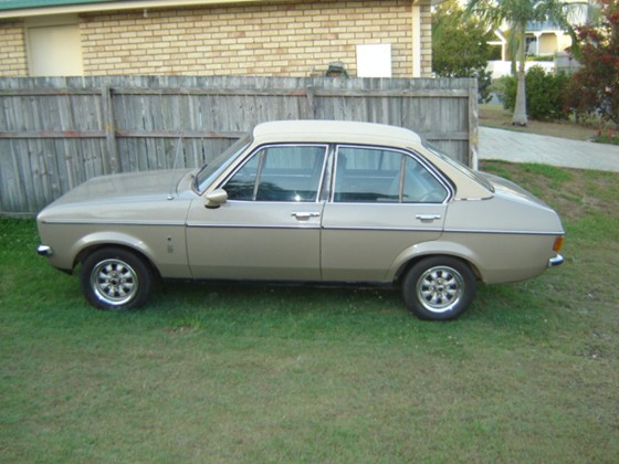 brown ghia side.JPG
